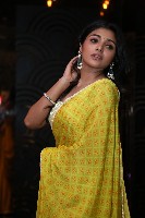 Mirnaa Letest Stills